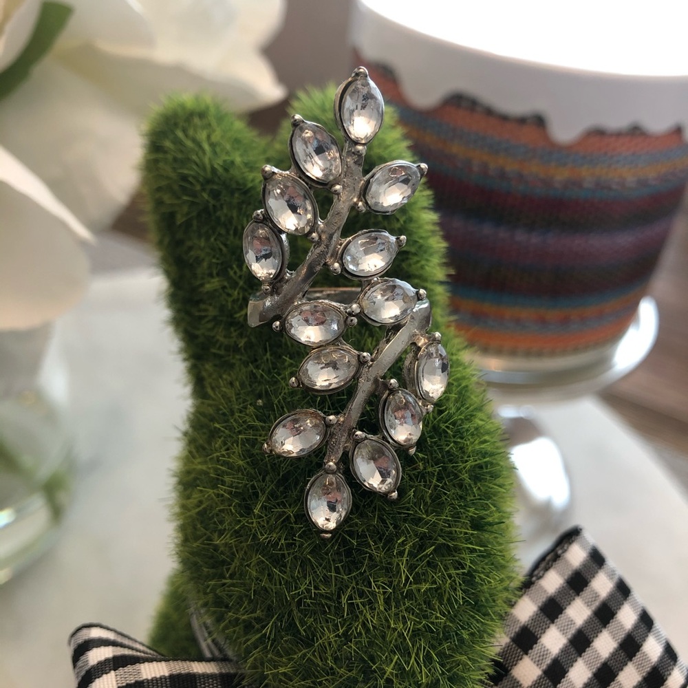 Forever 21 Rhinestone Ring - Picture 3 of 4
